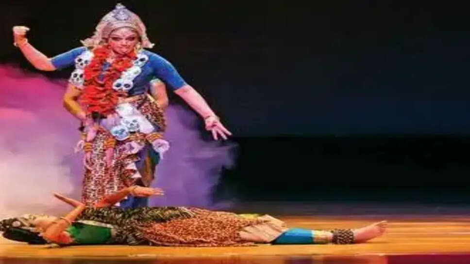 Shobana stole the show with this melange of rhythm, melody, mythology